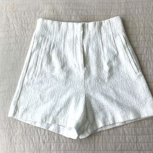 Zara white short pant